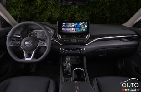 2023 Nissan Altima, interior